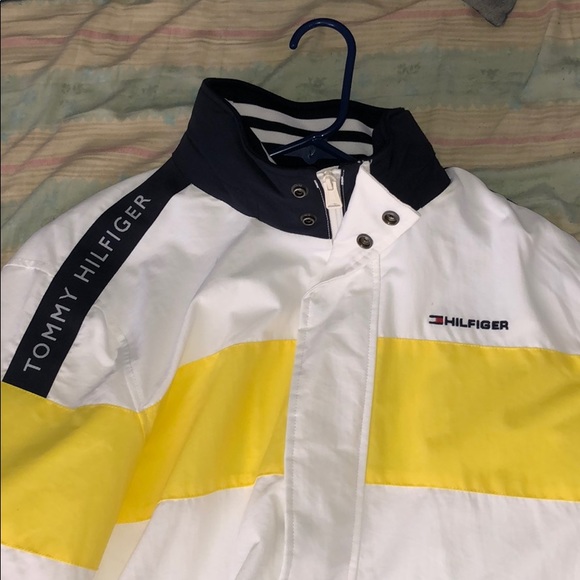 Tommy Hilfiger Windbreaker zip up - Picture 2 of 5